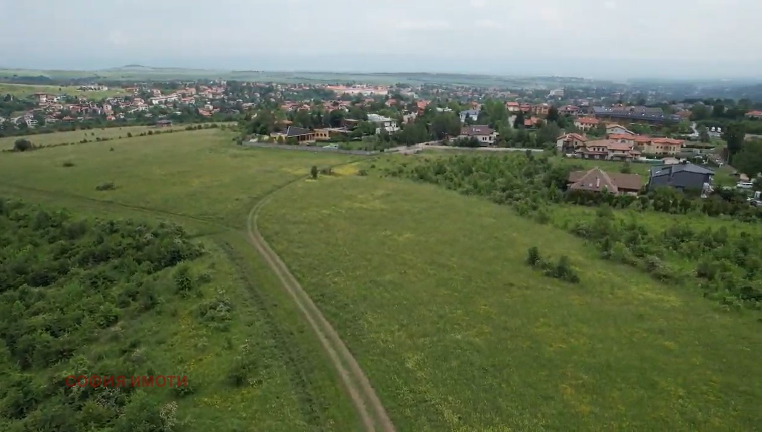 1r174434581789976_5L Поземлен имот в Банкя