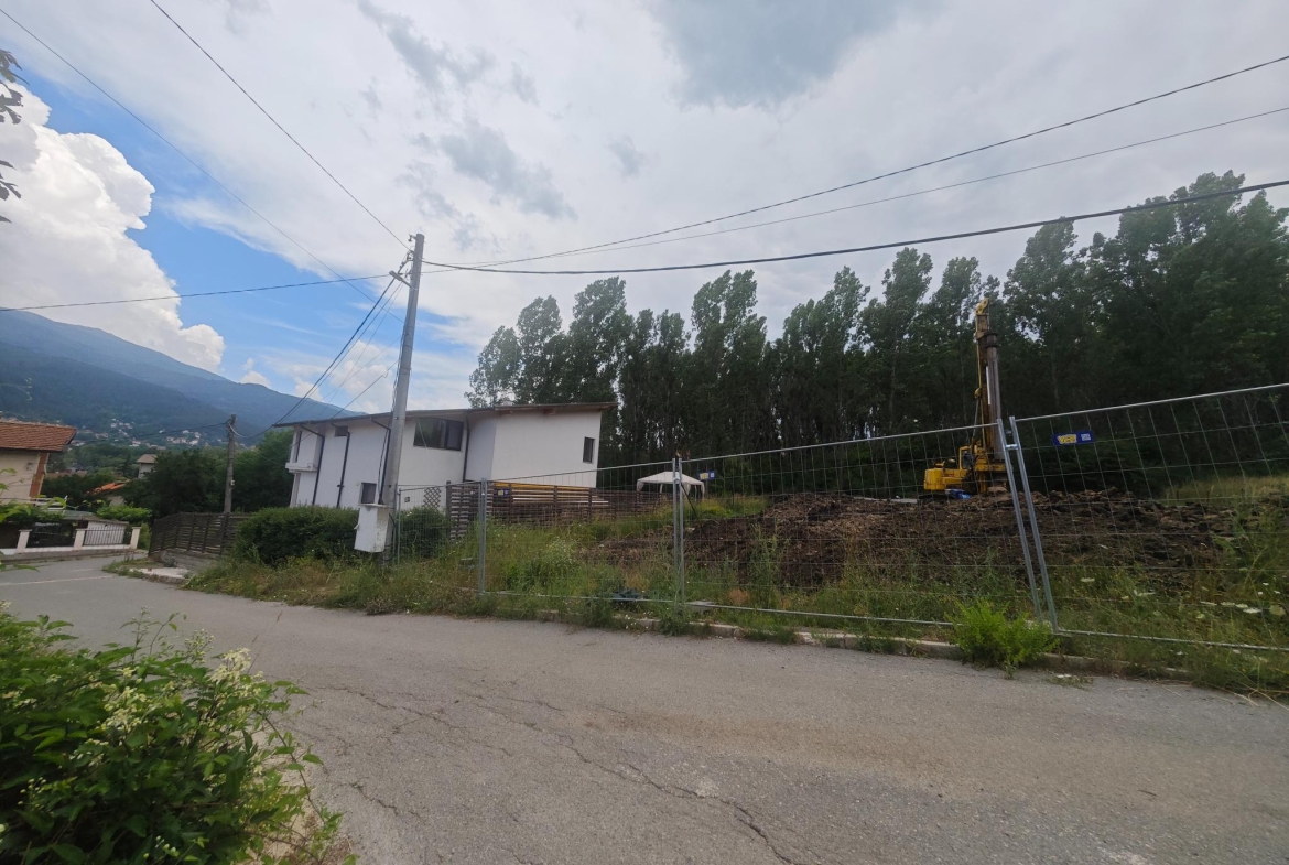 Real Estate with a Construction Permit in Rudarci