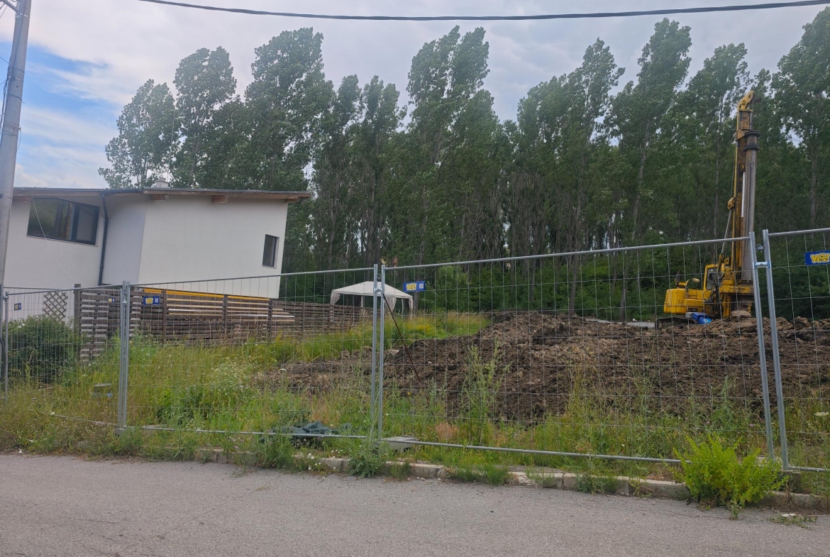 Real Estate with a Construction Permit in Rudarci