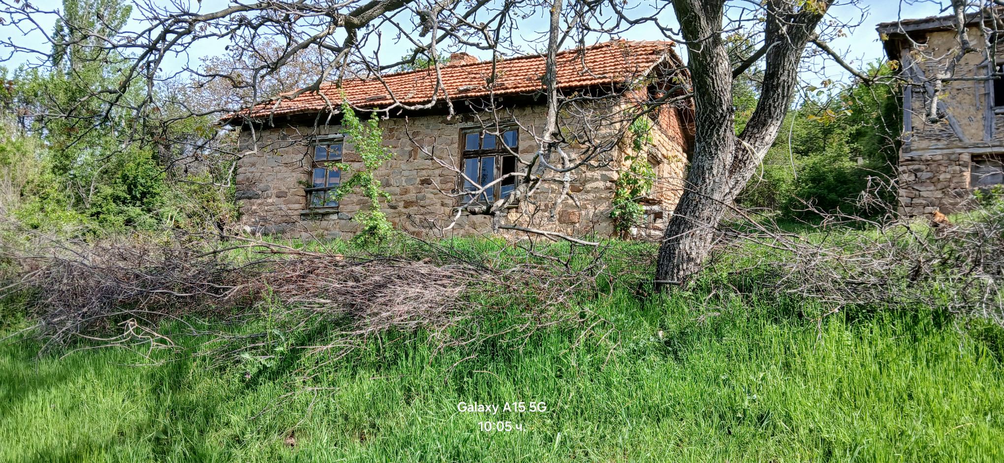 13 – 20250506_100542 Къща в село Бов с голям парцел