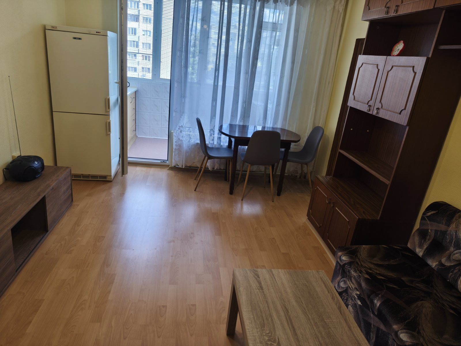 Тристаен апартамент в Сухата река