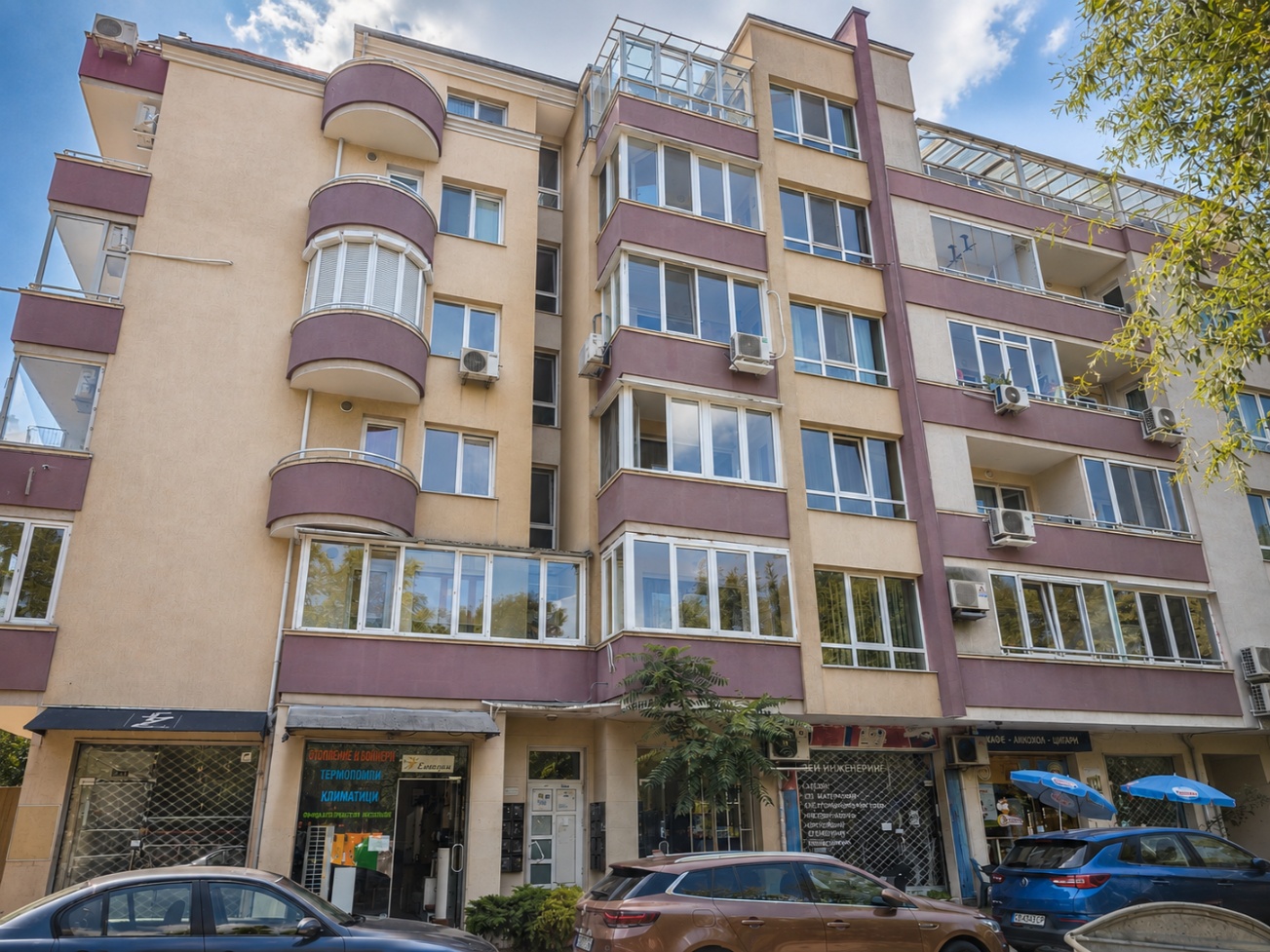 sgrada Апартамент под наем в Редута