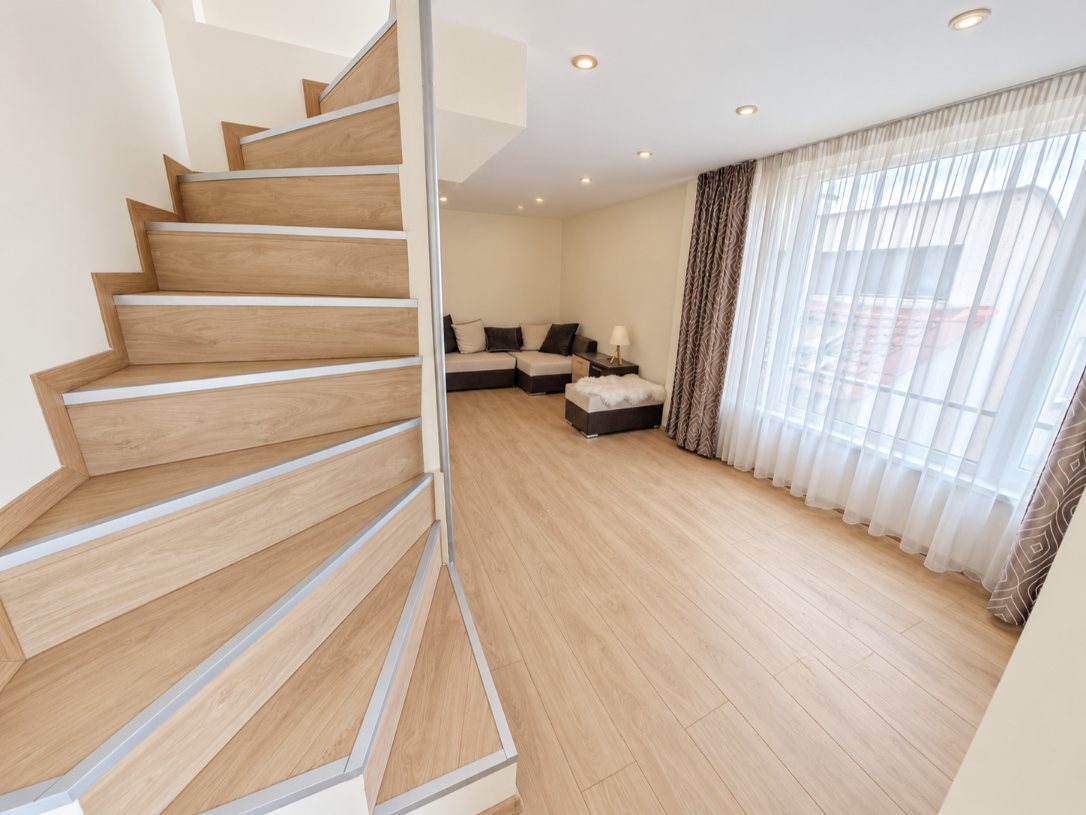 32afef45-1b5a-4d92-bed3-602b9cd72518 Тристаен мезонет с трапезария и кухня в Гоце Делчев